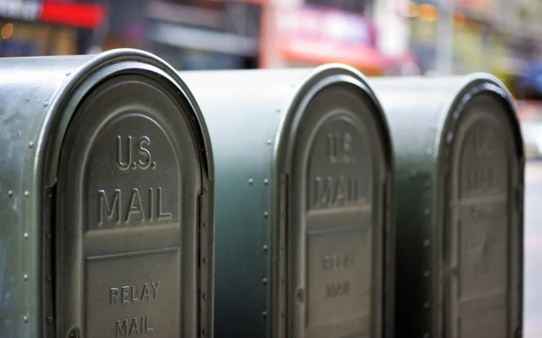 notify people and places of your change of address